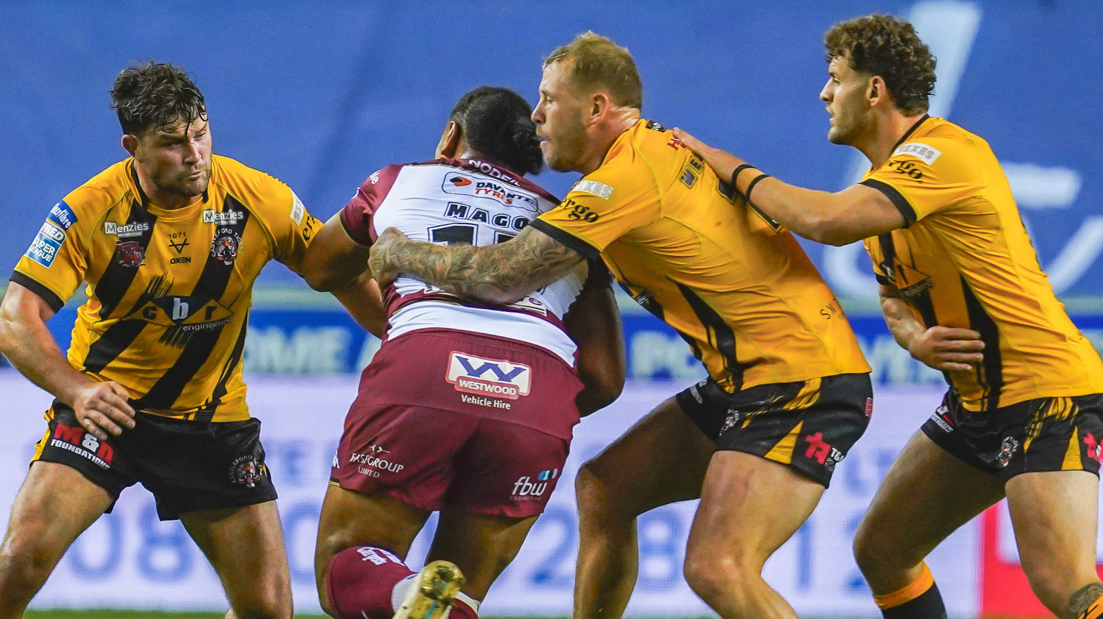 Warriors Dominate as Cas Suffer Heavy Defeat